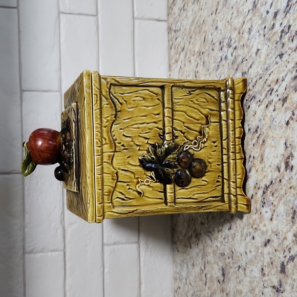 Vintage Lefton Cannister Set - Picture 4 of 12